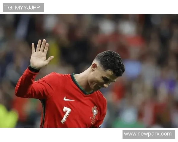 2025年全球十大足球明星球员排名揭晓 谁将称霸绿茵场